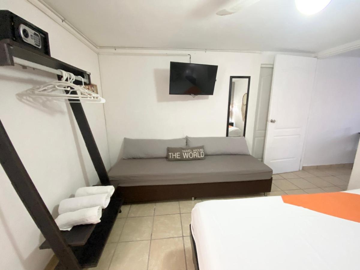 Coco Suites By Andiani Travel Канкун Екстер'єр фото